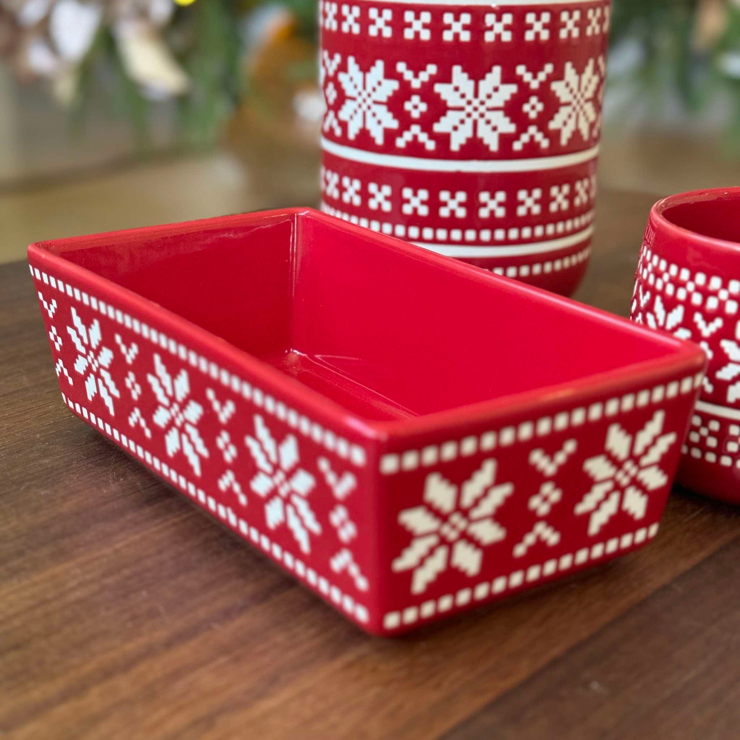 Ugly Holiday Christmas Serving Series