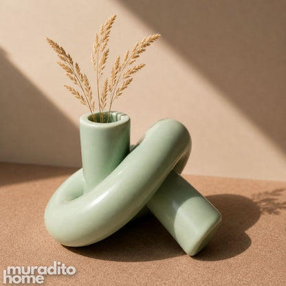 Muraditohome Aesthetic Ceramic Twist / Knot Decorative Object & Bud Vase 1.25x5.75x5 in