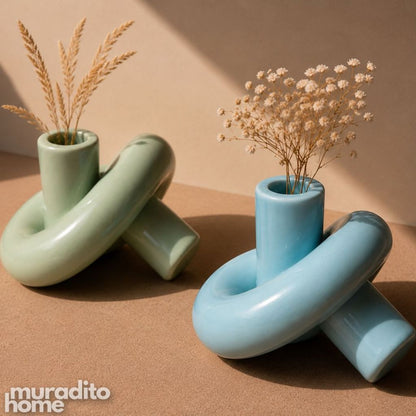 Muraditohome Aesthetic Ceramic Twist / Knot Decorative Object & Bud Vase 1.25x5.75x5 in